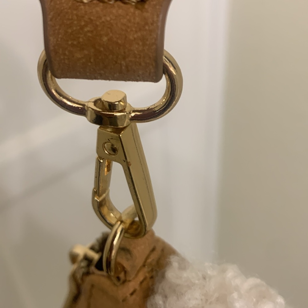 Badgley Mischka faux suede Sherpa crossbody NWOT - Picture 9 of 9
